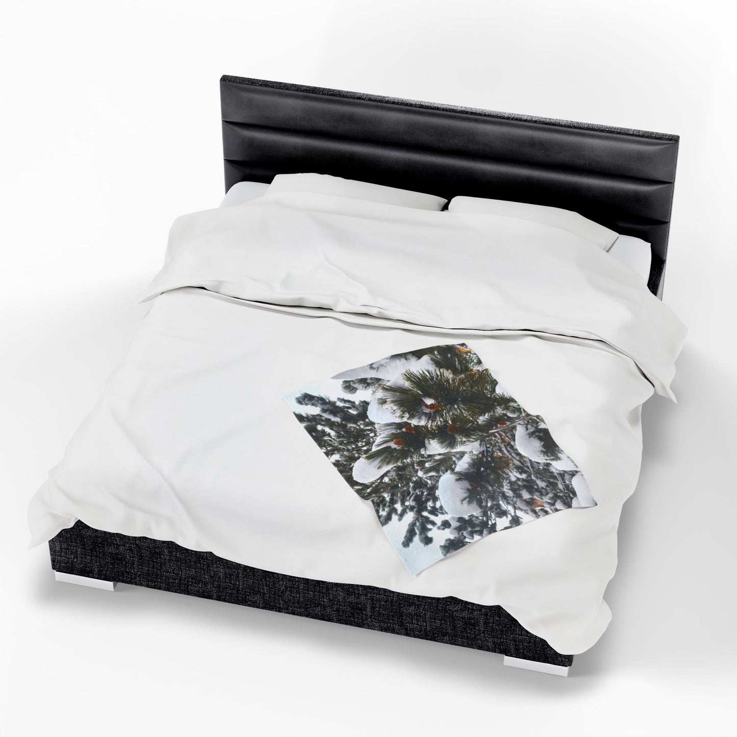 Blanket - Pine Cones in Snow