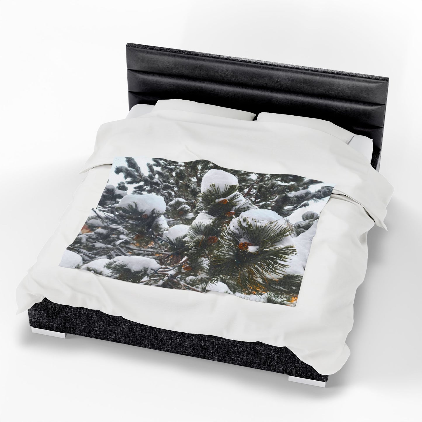 Blanket  - Pine Cones in Snow